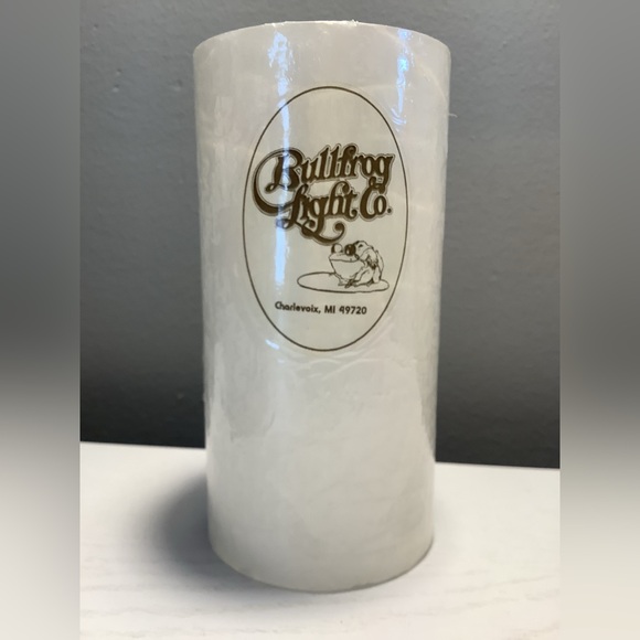 Vintage Bullfrog Light Co. Glow Candle - Picture 3 of 10